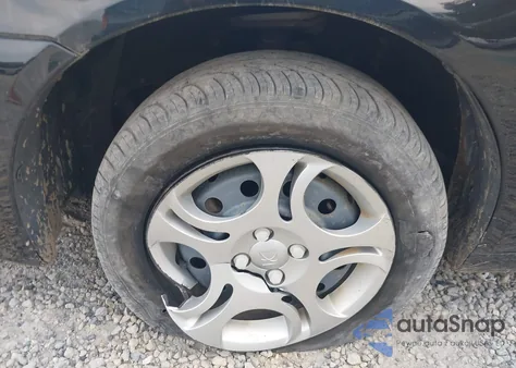 2005 Saturn Ion Ion 2 из США, поврежденный, VIN 1G8AJ52F25Z172351